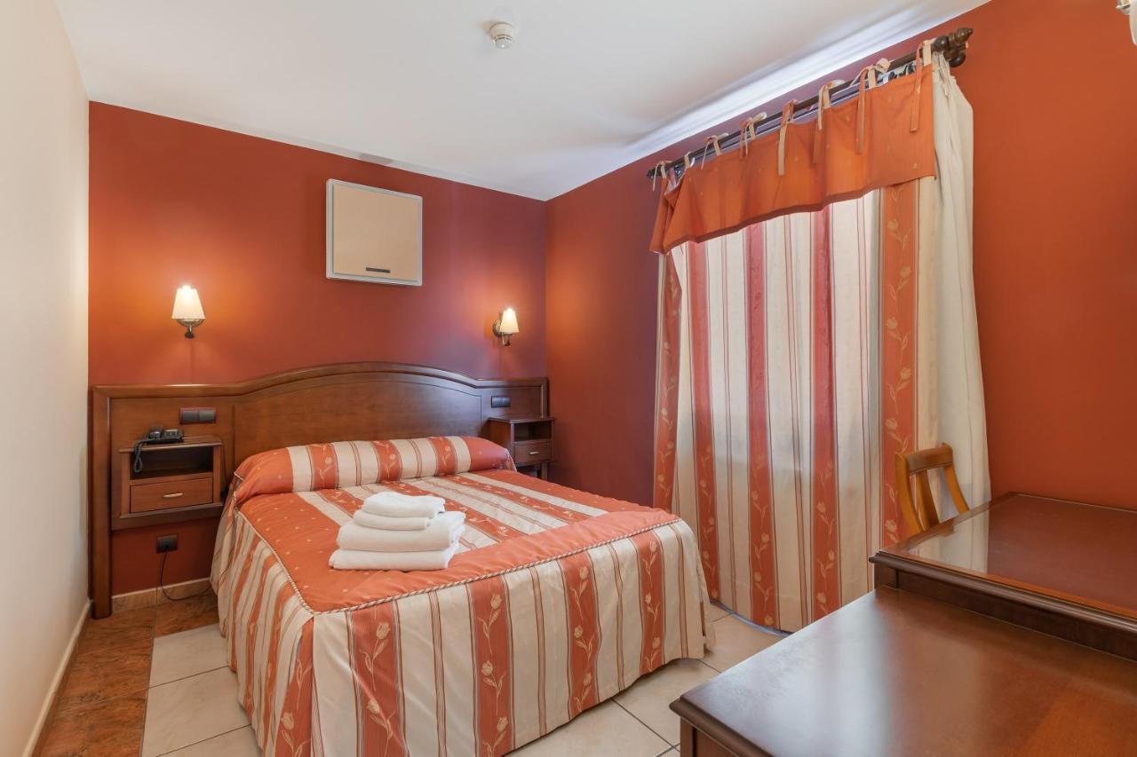 Hotel Puerta De Javalambre 拉普拉蒂沃韦德 外观 照片