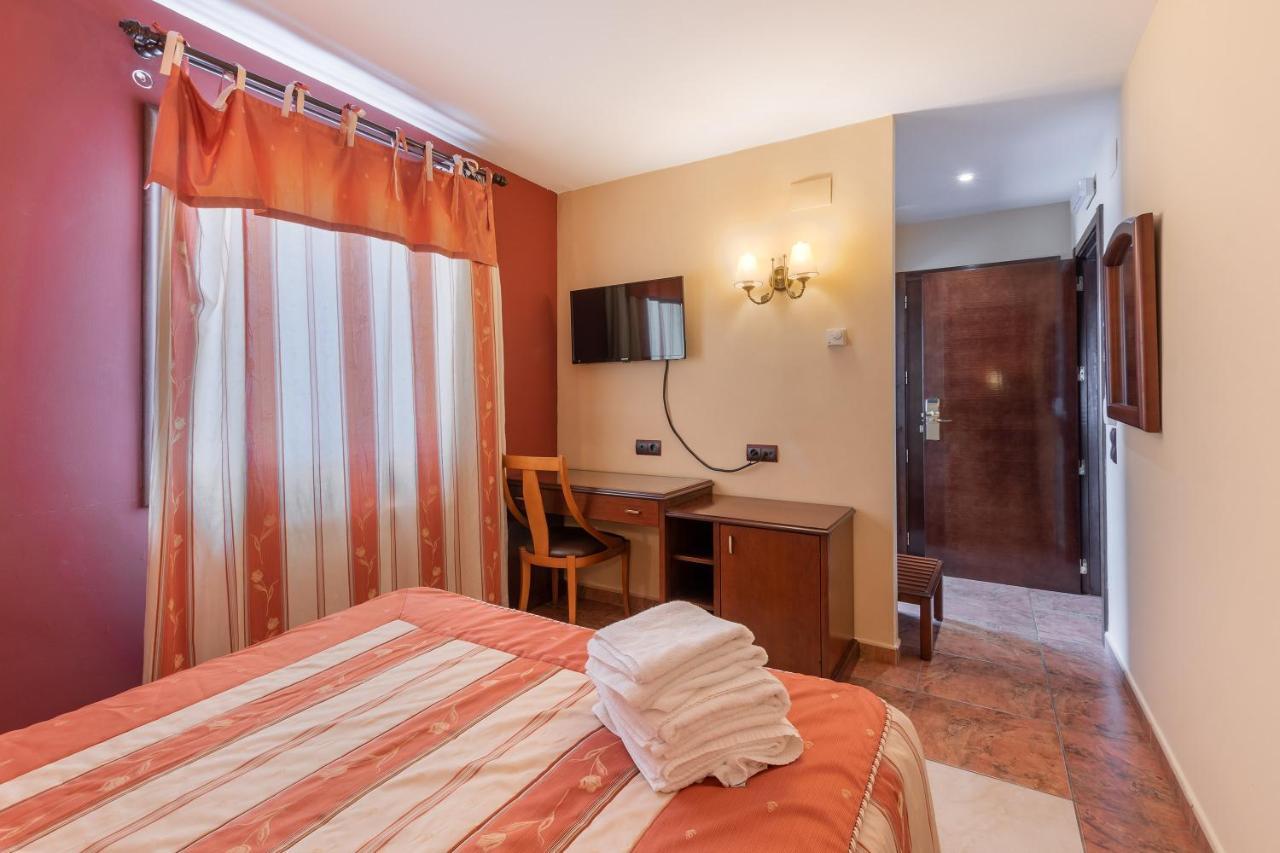 Hotel Puerta De Javalambre 拉普拉蒂沃韦德 外观 照片
